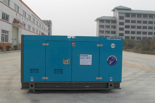 龙陵发电机租赁如何正确安装空气滤清器？